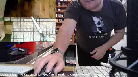 Snapshot of cookieliquor chatting on 01.10.25 Cookie - I do cooking streams occasionally. Next stream online show from 01.10.25