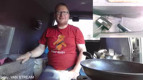 Snapshot of cookieliquor chatting on 01.17.25 Cookie - I do cooking streams occasionally. Next stream online show from 01.17.25