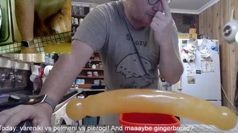 Snapshot of cookieliquor chatting on 02.03.25 Cookie - I do cooking streams occasionally. Next stream online show from 02.03.25