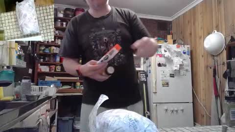 Snapshot of cookieliquor chatting on 09.19.25 Cookie - I do cooking streams occasionally. Next stream online show from 09.19.25