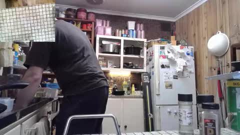 Snapshot of cookieliquor chatting on 09.21.25 Cookie - I do cooking streams occasionally. Next stream online show from 09.21.25