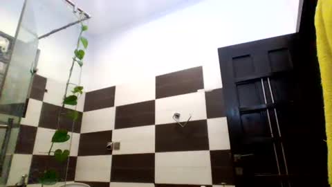 Snapshot of cool2buddies chatting on 11.09.25 Cool2Buddies online show from 11.09.25