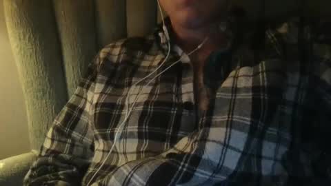 Snapshot of cooldude5432 chatting on 01.03.25 Cool Dude online show from 01.03.25