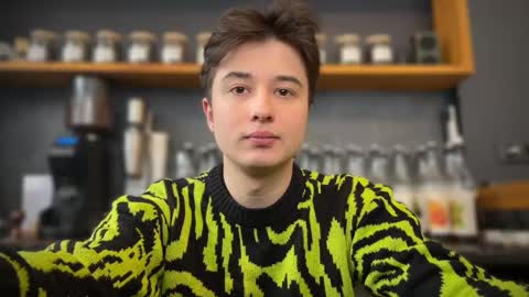 Snapshot of coolskum00 chatting on 02.15.25 Lisa and Alen online show from 02.15.25