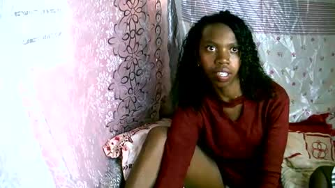 Snapshot of coquine_lara chatting on 04.27.26 coquine_lara online show from 04.27.26