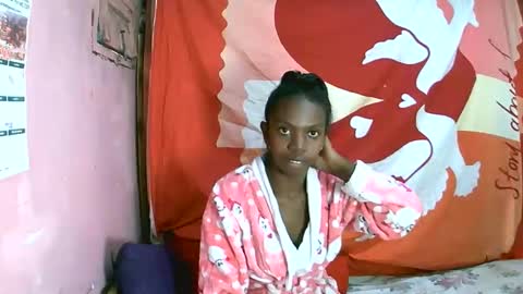Snapshot of coquine_lara chatting on 05.06.26 coquine_lara online show from 05.06.26