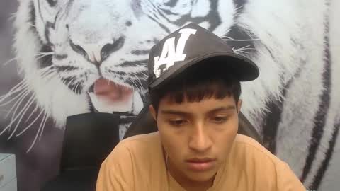 Cora online show from 02.05.25