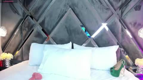 Coral online show from 12.16.25