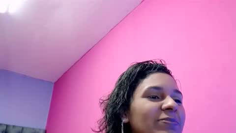 Snapshot of coral_whore18 chatting on 12.15.25 Coral online show from 12.15.25