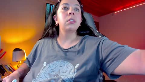 Snapshot of coraline_latin chatting on 01.13.25 Coraline online show from 01.13.25