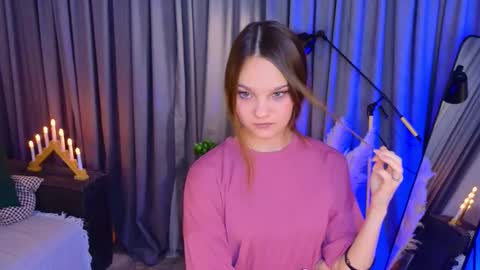 Snapshot of corazonmalinky chatting on 11.26.25 Lia online show from 11.26.25