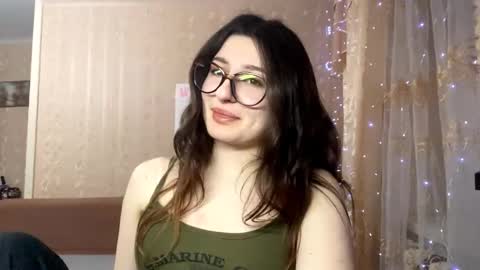 Elisheva online show from 02.04.26