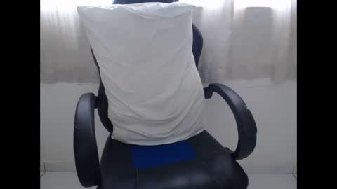 Snapshot of corolaxxl chatting on 02.03.26 corolaxxl online show from 02.03.26