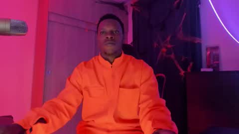 Snapshot of corvis_xnc0012 chatting on 11.02.25 Corvis Xnc0012 online show from 11.02.25