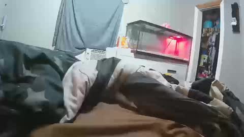 Snapshot of corynkayla23 chatting on 10.10.25 corynkayla23 online show from 10.10.25