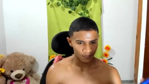 Ethan  online show from 03.06.25