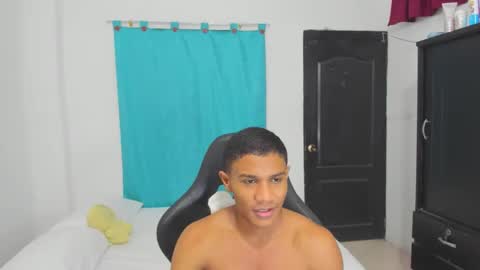 Ethan  online show from 10.02.25