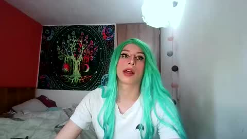 Snapshot of cosmic_crystal chatting on 02.12.25 cosmic_crystal online show from 02.12.25