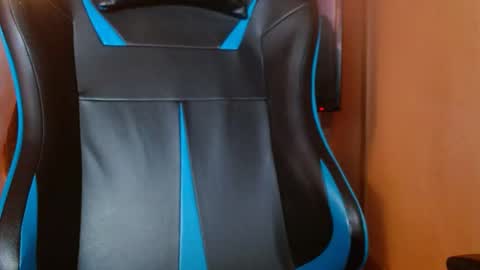 Snapshot of cosmicjones88 chatting on 12.22.24 cosmicjones88 online show from 12.22.24