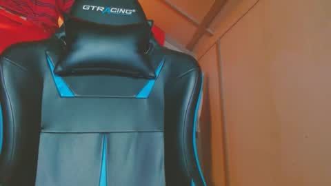 Snapshot of cosmicjones88 chatting on 03.10.25 cosmicjones88 online show from 03.10.25