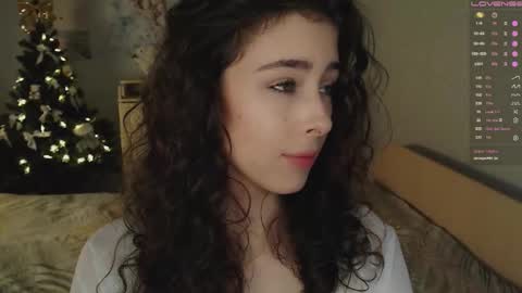 Snapshot of cosmos_baby chatting on 12.14.25 Luna online show from 12.14.25