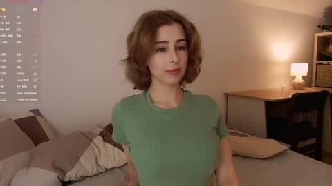 Snapshot of cosmos_baby chatting on 06.08.26 Luna online show from 06.08.26