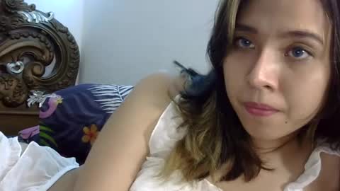 Snapshot of cottoncandygirl9898 chatting on 02.17.25 Liz Gwyneth Charlota online show from 02.17.25