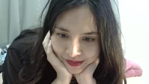 Liz Gwyneth Charlota online show from 04.22.26