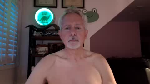 Snapshot of count_of_monte_christo chatting on 08.04.26 count_of_monte_christo online show from 08.04.26