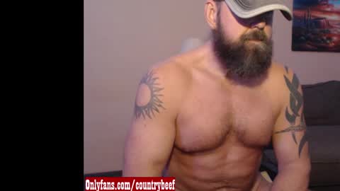 Snapshot of countrybeef chatting on 12.31.24 countrybeef online show from 12.31.24
