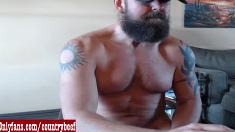 Snapshot of countrybeef chatting on 02.28.25 countrybeef online show from 02.28.25