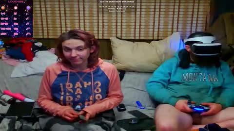 Alaskawildcouple online show from 10.23.25