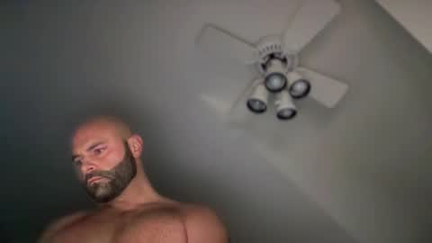 Snapshot of couple181818 chatting on 02.25.25 couple181818 online show from 02.25.25