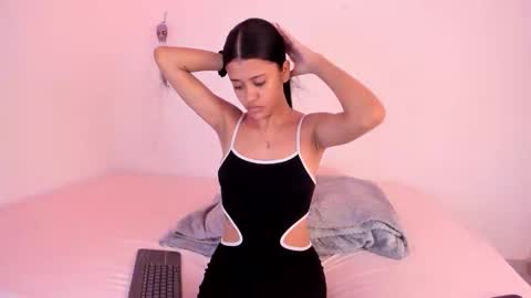 Snapshot of couple777sexy chatting on 11.02.25 Andri online show from 11.02.25