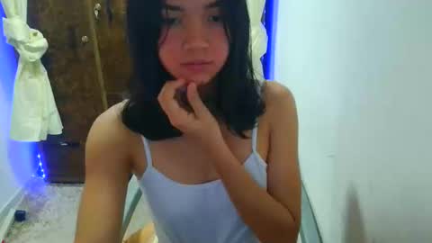 Snapshot of couple_hot_xxxz chatting on 11.17.25 couple_hot_xxxz online show from 11.17.25