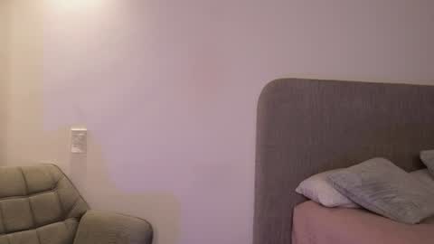 Snapshot of couple_of_your_dreams_ chatting on 07.09.26 Kay online show from 07.09.26
