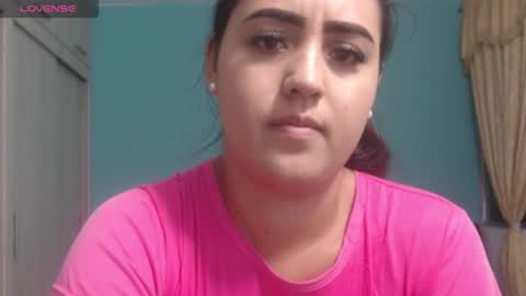 Snapshot of couple_sexandlove chatting on 12.18.25 ALEJANDRO Y EMILY online show from 12.18.25