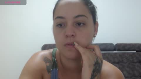 Snapshot of couple_sexandlove chatting on 02.11.26 ALEJANDRO Y EMILY online show from 02.11.26