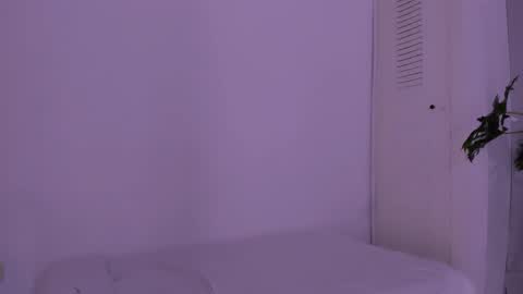 Snapshot of couple_sexxo chatting on 09.30.25 Couple sexxo online show from 09.30.25