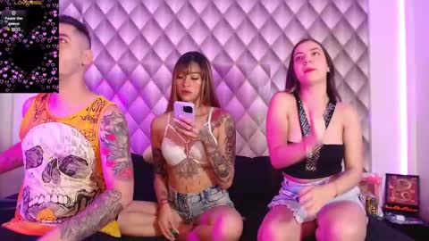 Snapshot of couplelatin17xxx chatting on 02.24.26 Couplelatin online show from 02.24.26