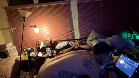 Snapshot of couplelkingtoplay chatting on 02.15.26 couplelkingtoplay online show from 02.15.26