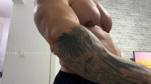 couplemuscle40 online show from 04.07.26