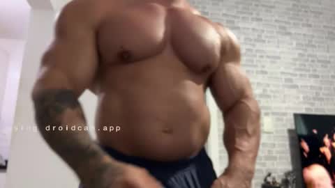 couplemuscle40 online show from 05.09.26