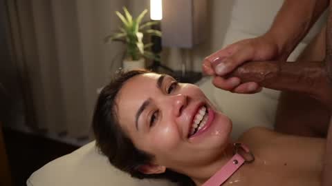 Snapshot of couplemylove chatting on 10.02.25 Momo and Nico - - 20 OFF online show from 10.02.25