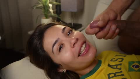 Snapshot of couplemylove chatting on 10.26.25 Momo and Nico - - 20 OFF online show from 10.26.25