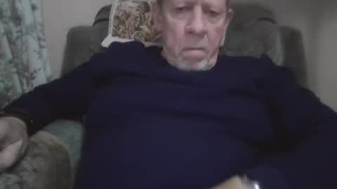 Snapshot of courieral1 chatting on 11.21.25 courieral1 online show from 11.21.25