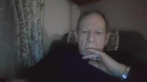 Snapshot of courieral1 chatting on 11.22.25 courieral1 online show from 11.22.25