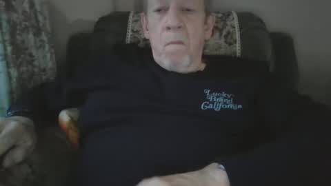 Snapshot of courieral1 chatting on 12.01.25 courieral1 online show from 12.01.25