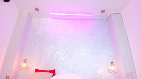 courtney online show from 02.25.25