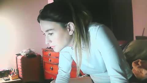 courtscutekitty online show from 01.31.25